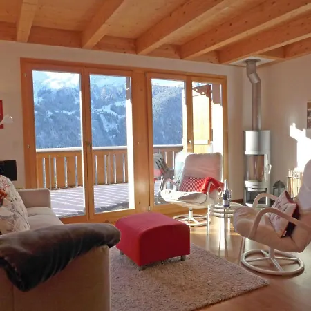Racer's Retreat.2 Apartment