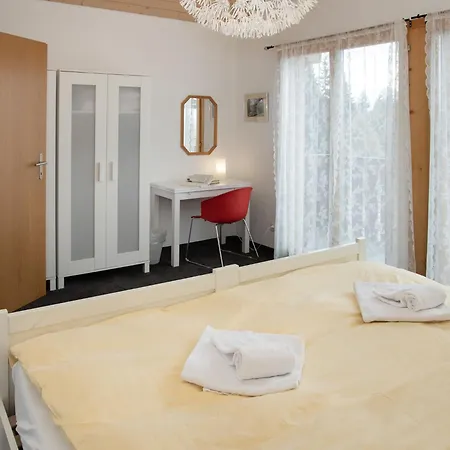 Racer's Retreat Apt-12 By Interhome *